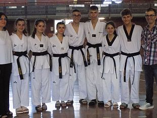 fighter-taekwondo-sette-atleti-mazaresi-promossi-agli-esami-di-cintura-nera