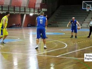 video-ultimo-minuto-basket-csi-fra-erice-e-l-arbitro-scoppia-la-polemica-mazara-vince-a-tavolino