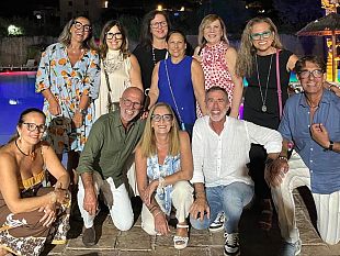 mazara-a-40-anni-dalla-maturita-la-reunion-degli-ex-compagni-della-iii-b-del-liceo-classico-gg-adria