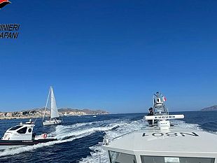 controlli-e-sanzioni-dei-carabinieri-nel-mare-delle-egadi