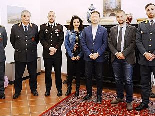 mazara-pubblico-plauso-del-sindaco-a-carabinieri-e-polizia-per-le-recenti-operazioni