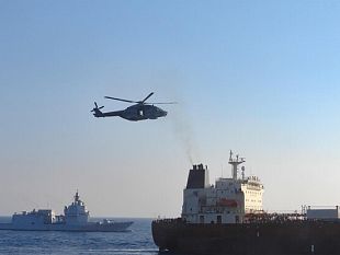 petroliera-della-flotta-ombra-russa-fermata-al-largo-di-pantelleria-controllo-della-marina-militare-italiana