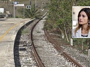 ferrovia-trapani-palermo-via-milo-siamo-al-teatro-dellassurdo-ciminnisi-rfi-diserta-laudizione