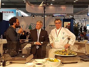 grande-successo-a-bruxelles-per-i-prodotti-di-eccellenza-delle-aziende-del-distretto-della-pesca-e-crescita-blu