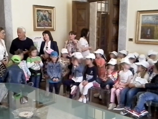 marsala-scuola-dinfanzia-in-visita-al-comune