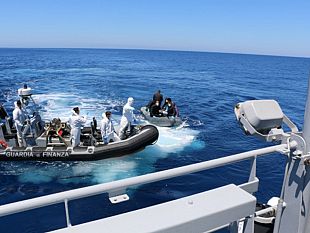 immigrazione-clandestina-fermati-tre-natanti-fra-mazara-e-trapani