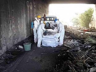 mazara-in-corso-la-bonifica-dell-area-di-contrada-zano-sotto-il-ponte-autostradale