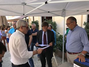 il-sit-in-di-orgoglio-castelvetranese-anche-a-marinella-e-triscina
