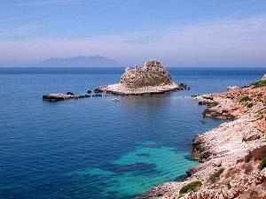 trapani/etichettato-come-gay-sulla-comanda-ristorante-nel-caos