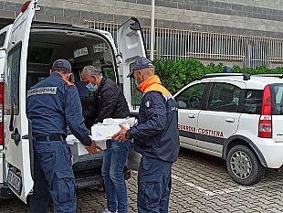 mazara/mazara-21-kg-di-pesce-sequestrato-donato-alle-mense-fraterne-della-caritas