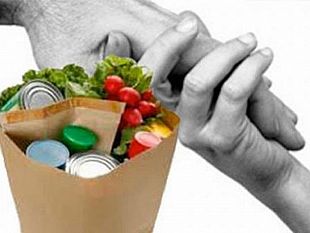 il-comune-lancia-la-distribuzione-generi-alimentari-con-caritas-e-croce-rossa-scopri-come-richiedere-aiuto