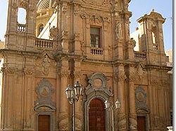 marsala-amministrazione-consiglio-comunale-e-forze-armate-celebrano-la-ricorrenza-del-4-novembre