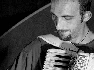 grande-successo-per-il-compositore-marsalese-roberto-pellegrino