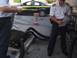 operazione-della-guardia-di-finanza-contro-i-furbetti-del-gasolio