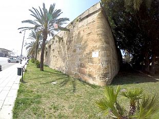 trapani-per-il-recupero-del-bastione-dellimpossibile-servono-200-mila-euro