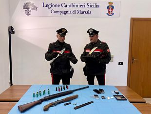 marsala-perquisizioni-dei-carabinieri-nei-quartieri-popolari-trovato-un-arsenale-in-un-garage