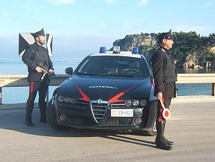 alcamo-rapinano-un-connazionale-in-manette-2-ghanesi