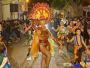 boom-di-presenze-a-tre-fontane-e-torretta-granitola-per-il-carnevale-estivo