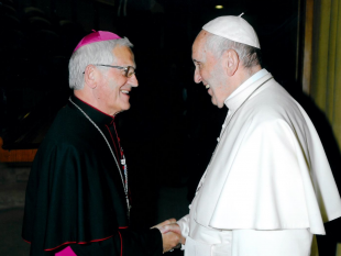 trapani-la-morte-di-papa-francesco-colpisce-la-comunita-diocesana