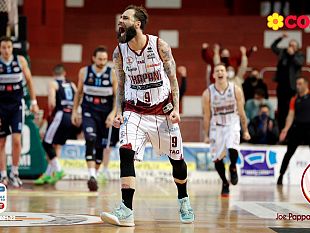 pallacanestro-trapani-la-risolve-tomasini-battuta-orzinuovi