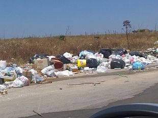 mazara-regione-inadempiente-e-rifiuti-per-strada-il-sindaco-cristaldi-si-rivolge-alle-procure-della-repubblica-di-palermo-marsala-e-trapani