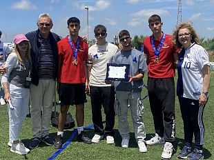 mazara-gli-studenti-delliis-ferrara-e-atleti-della-virtus-pallacanestro-dedicano-successo-al-compianto-prof-palermo