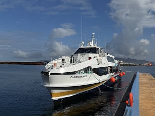 la-settima-unita-ibrida-veloce-di-liberty-lines-claudia-morace-arriva-a-trapani