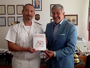 sinergia-fra-distretto-della-pesca-e-capitaneria-di-porto-tumbiolo-incontra-il-comandante-giovetti