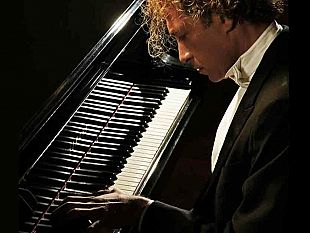 trapani-paolo-restani-pianista-di-fama-internazionale-in-concerto-per-gli-amici-della-musica