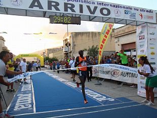 atletica-lugandese-oscar-chelimo-vince-la-22esima-edizione-della-volata-napola-mokarta