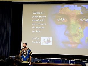 castelvetrano-il-giovanissimo-missionario-mario-pellegrino-ha-incontrato-i-ragazzi-del-liceo-scientifico-m-cipolla