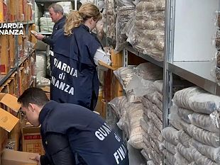 sequestrati-145-mila-articoli-nel-palermitano-tra-giocattoli-non-sicuri-e-copie-di-noti-brand