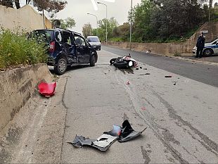 mazara-grave-incidente-allincrocio-fra-via-salemi-e-via-delle-democrazie-grave-giovane-centauro