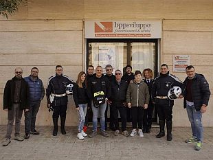 un-defibrillatore-per-la-vita-liniziativa-del-club-moto-pieghe-trapani-bikers-per-donare-un-defibrillatore-alla-citta