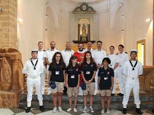 la-parrocchia-santa-maria-di-gesu-accoglie-la-capitaneria-di-porto