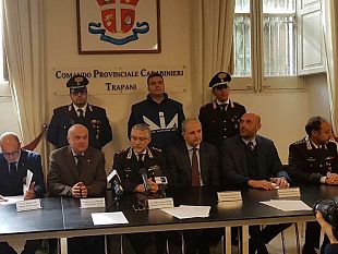 video-ancora-un-colpo-al-boss-matteo-messina-denaro-i-particolari-nella-conferenza-stampa-di-inquirenti-e-carabinieri