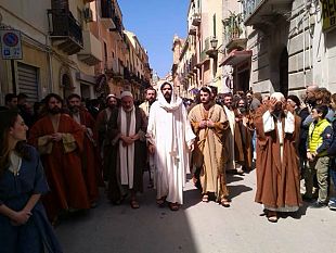 marsala-processione-giovedi-santo-mortificati-umiliati-ed-alla-fine-il-racconto-di-uno-dei-protagonisti