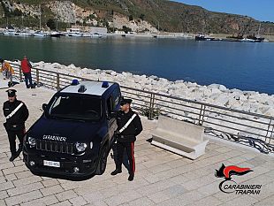 castellammare-del-golfo-sorpresi-a-rubare-allinterno-di-un-camper-arrestati-dai-carabinieri-due-uomini
