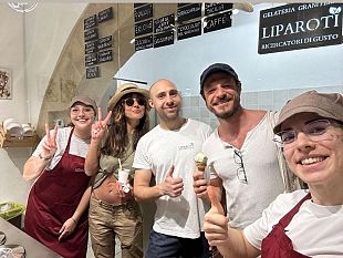 trapani-vip-ambra-angiolini-e-in-citta