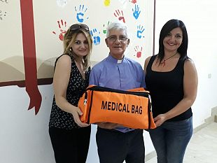 un-kit-di-pronto-soccorso-per-il-grest-amici-del-colibri-di-santa-lucia-donato-da-panacea-e-tdm