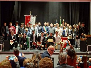 campobello-consegnata-ai-neo-diciottenni-una-copia-della-costituzione-italiana