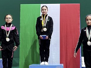 trionfo-e-podi-per-la-asd-marsala-gym-lab-emma-magro-e-sofia-de-filippi-brillano-al-campionato-gold