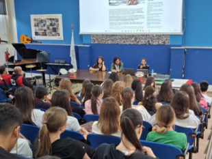 violenza-di-genere-la-polizia-incontra-gli-studenti-di-marsala