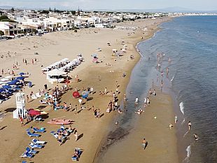 bandiera-verde-alla-spiaggia-di-tre-fontane-grazie-ai-pediatri-italiani