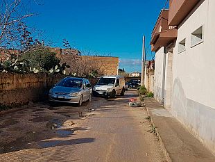 video-mazara-camel-trophy-in-via-mongiolisi-in-attesa-di-un-intervento-moltissimi-disagi