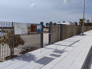 mazara-quasi-ultimato-il-marciapiedi-lungo-il-porticciolo-di-san-vito