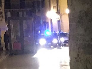 mazara-individuato-l-uomo-che-cerco-di-dar-fuoco-davanti-il-cult-wine-bar