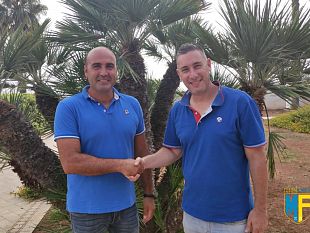 futsal-mazara-nuovo-tassello-societario-vincenzo-reina-e-il-direttore-generale-gialloblu