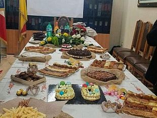 castellammare-compleanno-in-sala-giunta-indignazione-in-tutta-italia