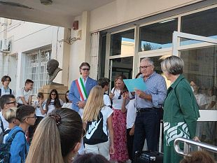 campobello-il-sindaco-castiglione-presente-al-primo-giorno-di-scuola-dellistituto-pirandello-s-giovanni-bosco